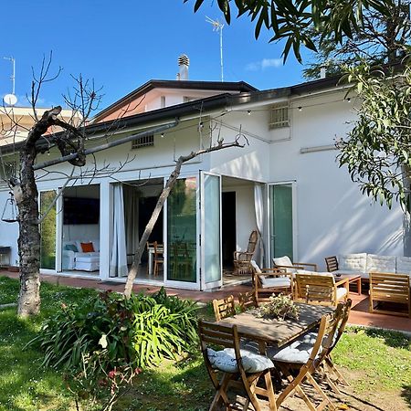 Appartamenti Villa Renata ริชโชเน ภายนอก รูปภาพ