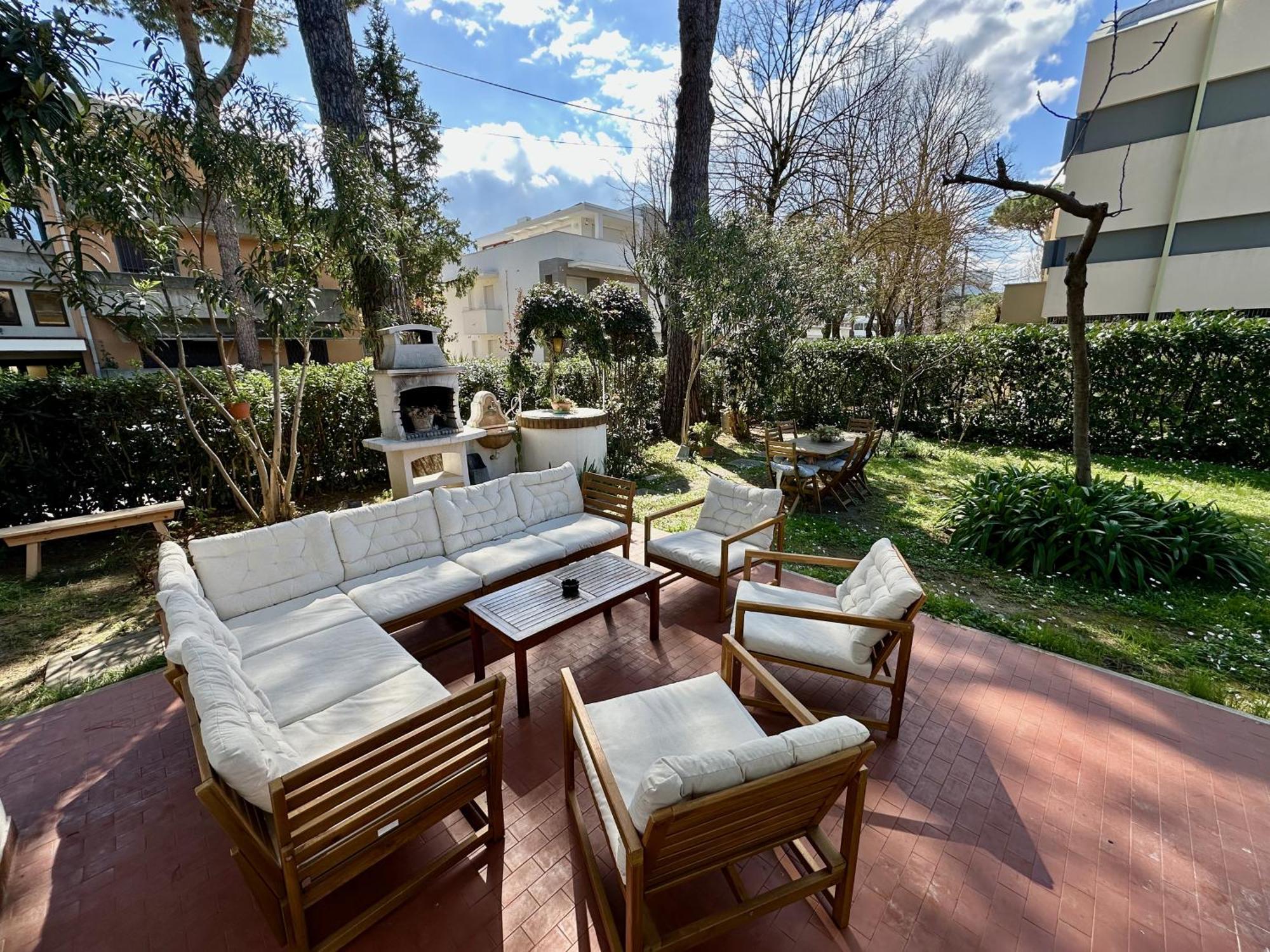Appartamenti Villa Renata ริชโชเน ภายนอก รูปภาพ