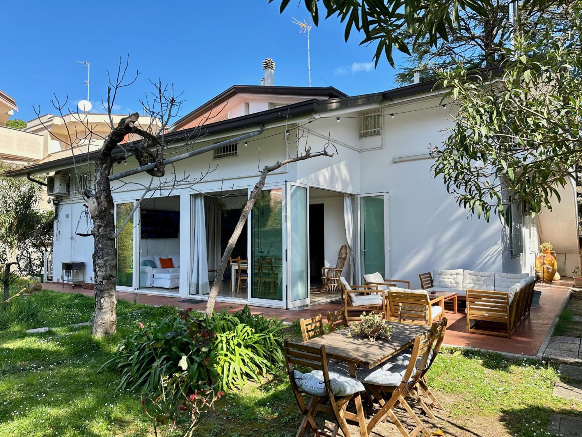 Appartamenti Villa Renata ริชโชเน ภายนอก รูปภาพ