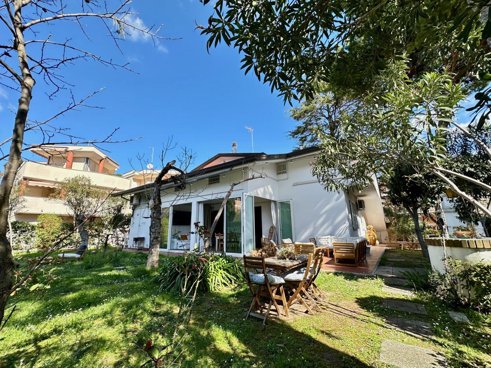 Appartamenti Villa Renata ริชโชเน ภายนอก รูปภาพ